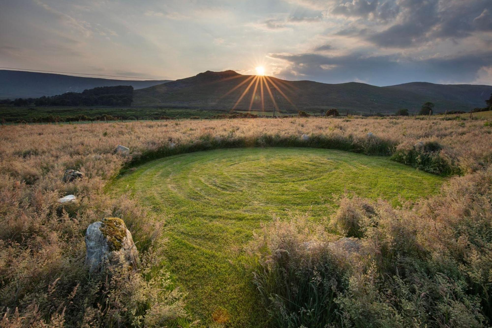Отель Oakwood Glamping Mourne Mountains Moyad Экстерьер фото