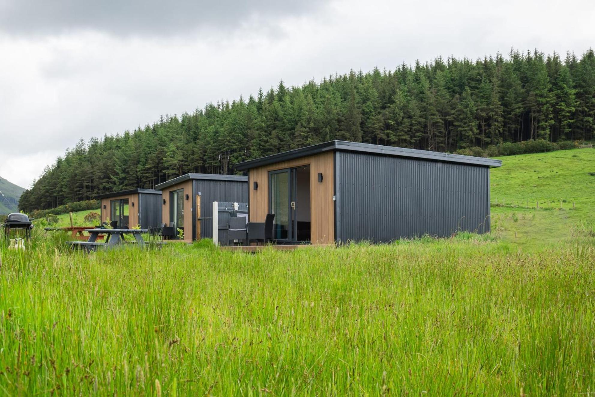 Отель Oakwood Glamping Mourne Mountains Moyad Экстерьер фото